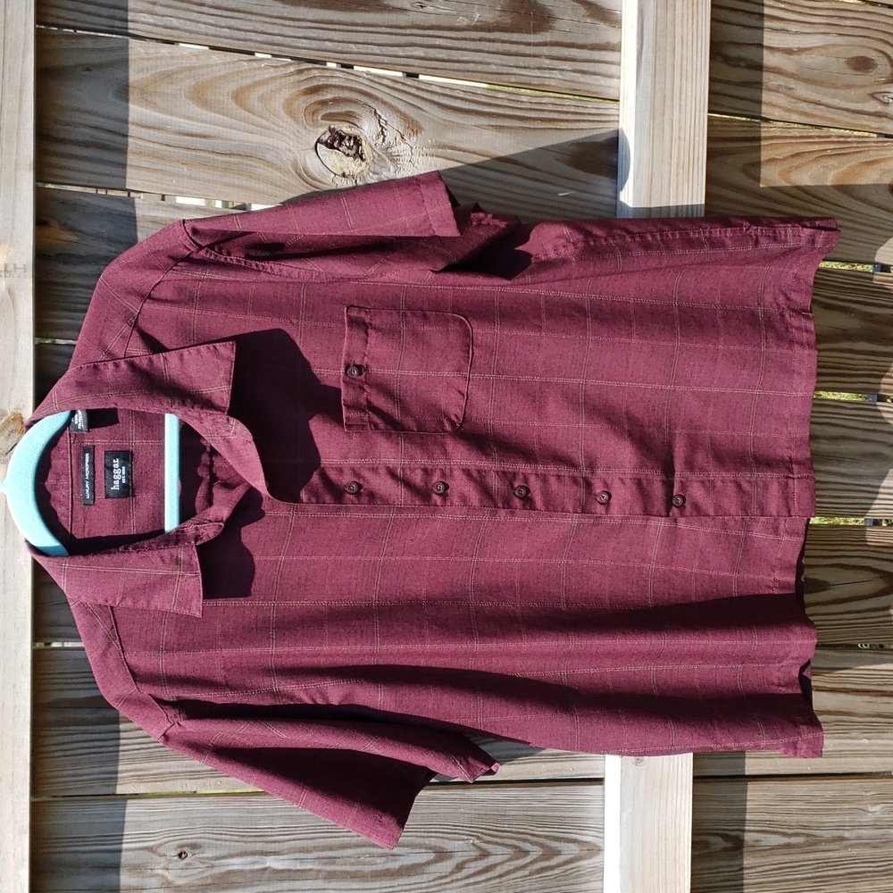 Haggard Men's Dress Shirt Size XL. Maroon.